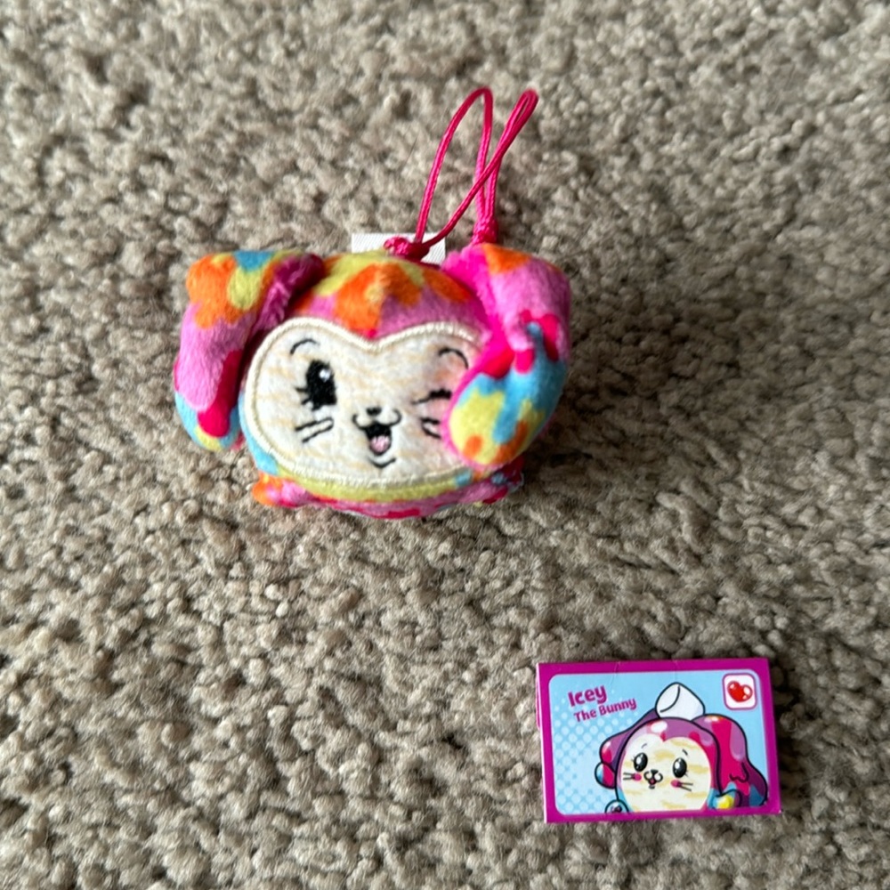 Pikmi Pop - Icey The Bunny